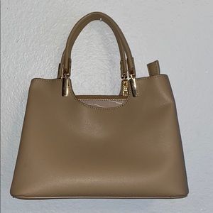 Nude hand bag